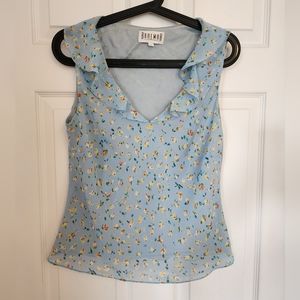 Y2K Braemar Baby Blue Sleeveless Floral Flutter V Neck Blouse.‎ Women's Size 10.